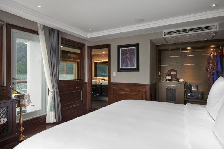 Du thuyền Paradise Grand Hạ Long